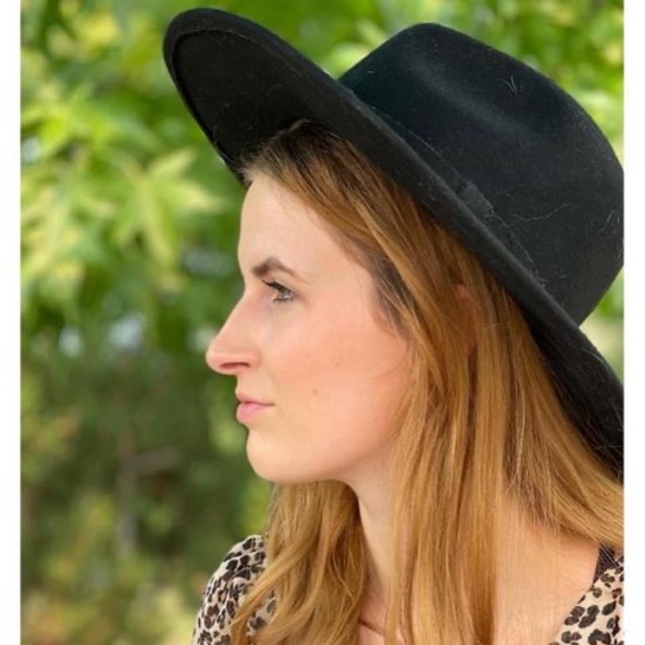 Meet your Posher, Miranda - Picture 1 of 1